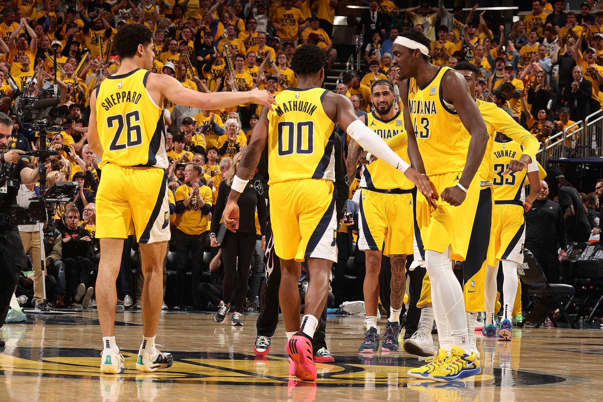 包含欧联赛程吃紧,印第安纳步行者加时末段强势反弹,信心回归,训练强度明显提升的词条 包含欧联赛程吃紧,印第安纳步行者加时末段强势反弹,信心回归,训练强度明显提升的词条