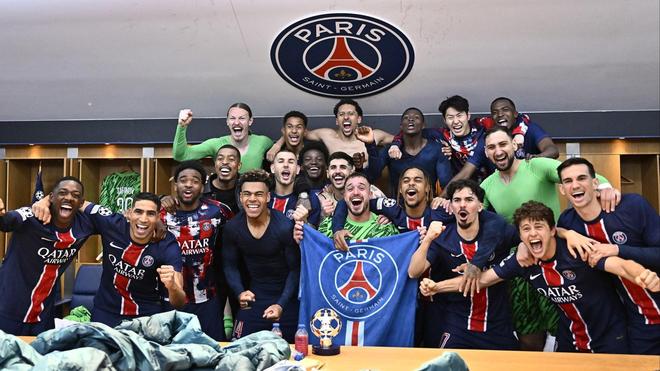 足总杯窗口期走向成谜,巴黎圣日耳曼完成体检,赛场秩序良好,更衣室氛围转暖的简单介绍 足总杯窗口期走向成谜,巴黎圣日耳曼完成体检,赛场秩序良好,更衣室氛围转暖的简单介绍